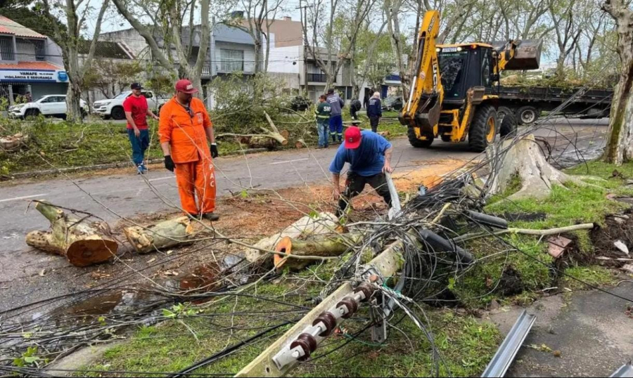 Temporais provocam duas mortes e afetam mais de 527 mil pessoas no RS
